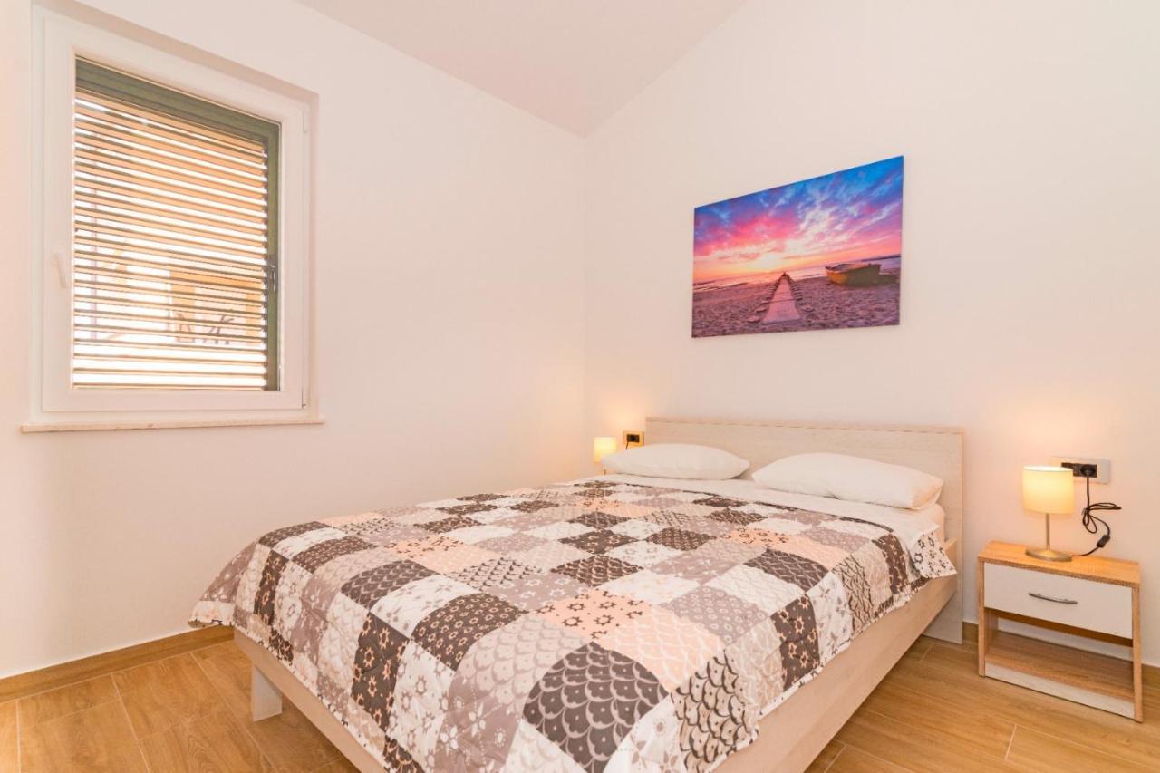 Appartement Ventus à Srima Extérieur photo