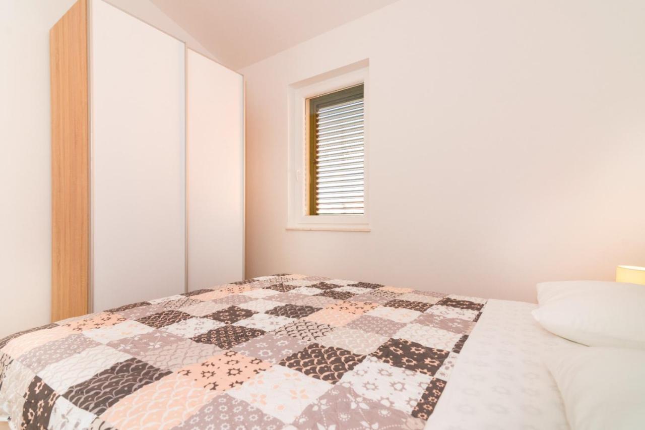 Appartement Ventus à Srima Extérieur photo
